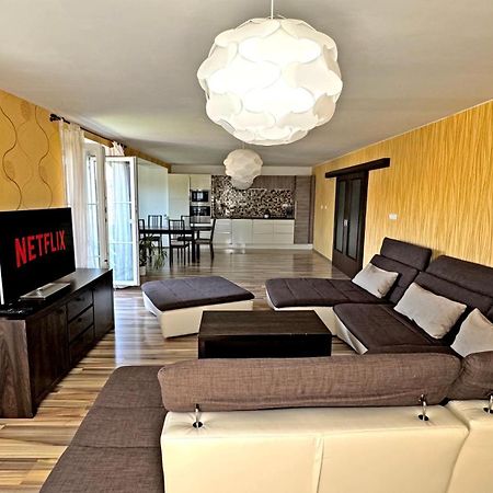 Lipno Apartments Exclusive Lipno nad Vltavou Buitenkant foto